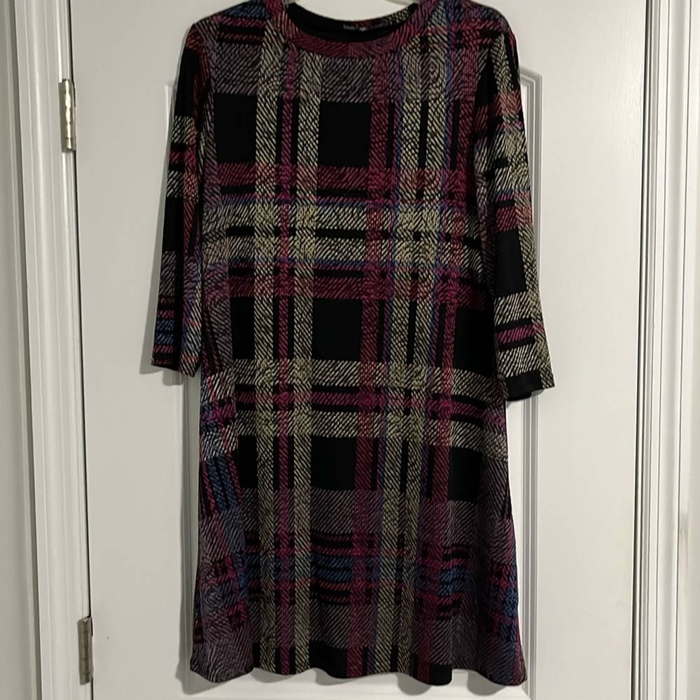 Tiana B. Multi-color abstract print dress. Size 12.